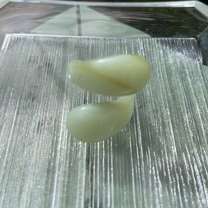 Barbara Harris Jade unique water carved ring size 7